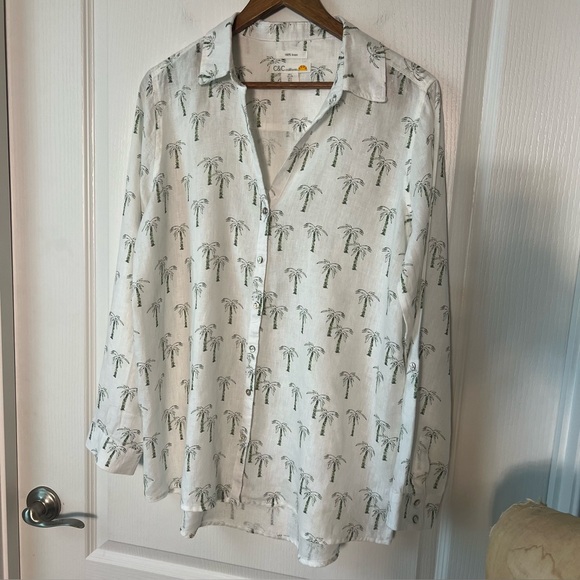 C&C California, 100% linen long sleeve shirt with green palm tree, size large - Picture 1 of 5
